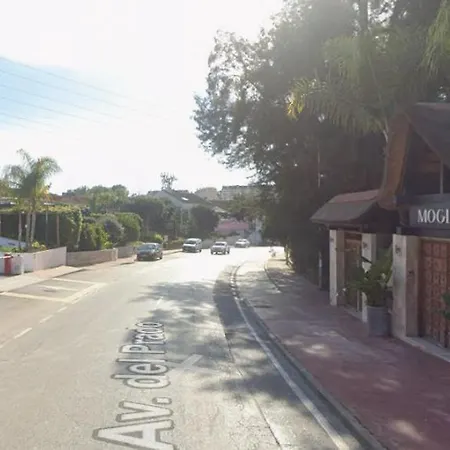 By Puerto Banus - With Parking شقة *